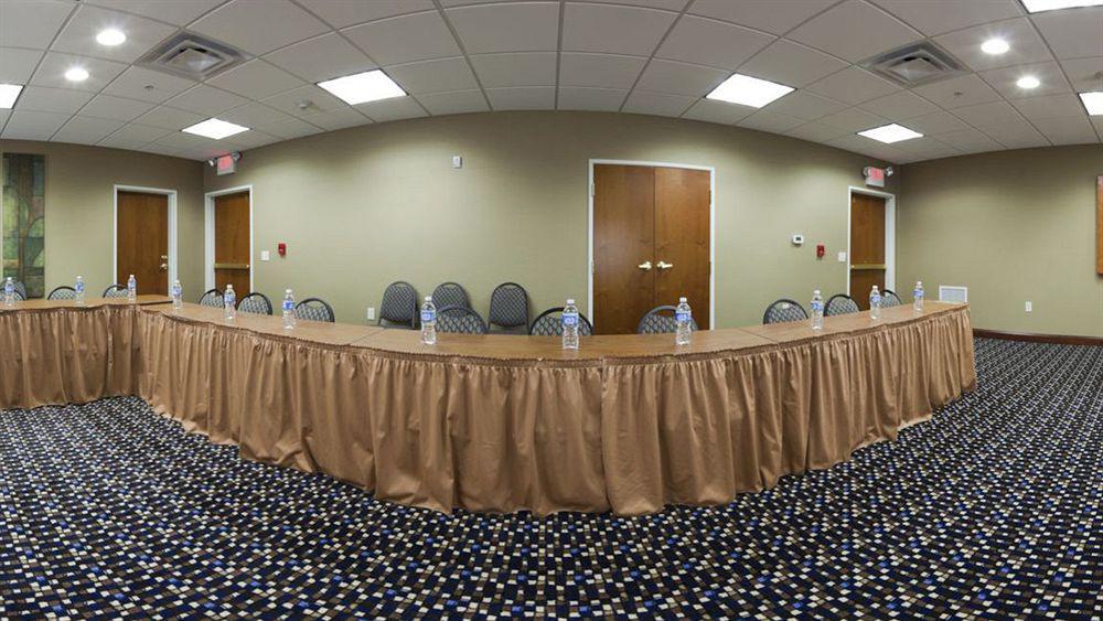 Holiday Inn Express Hotel & Suites Mount Airy By Ihg Экстерьер фото