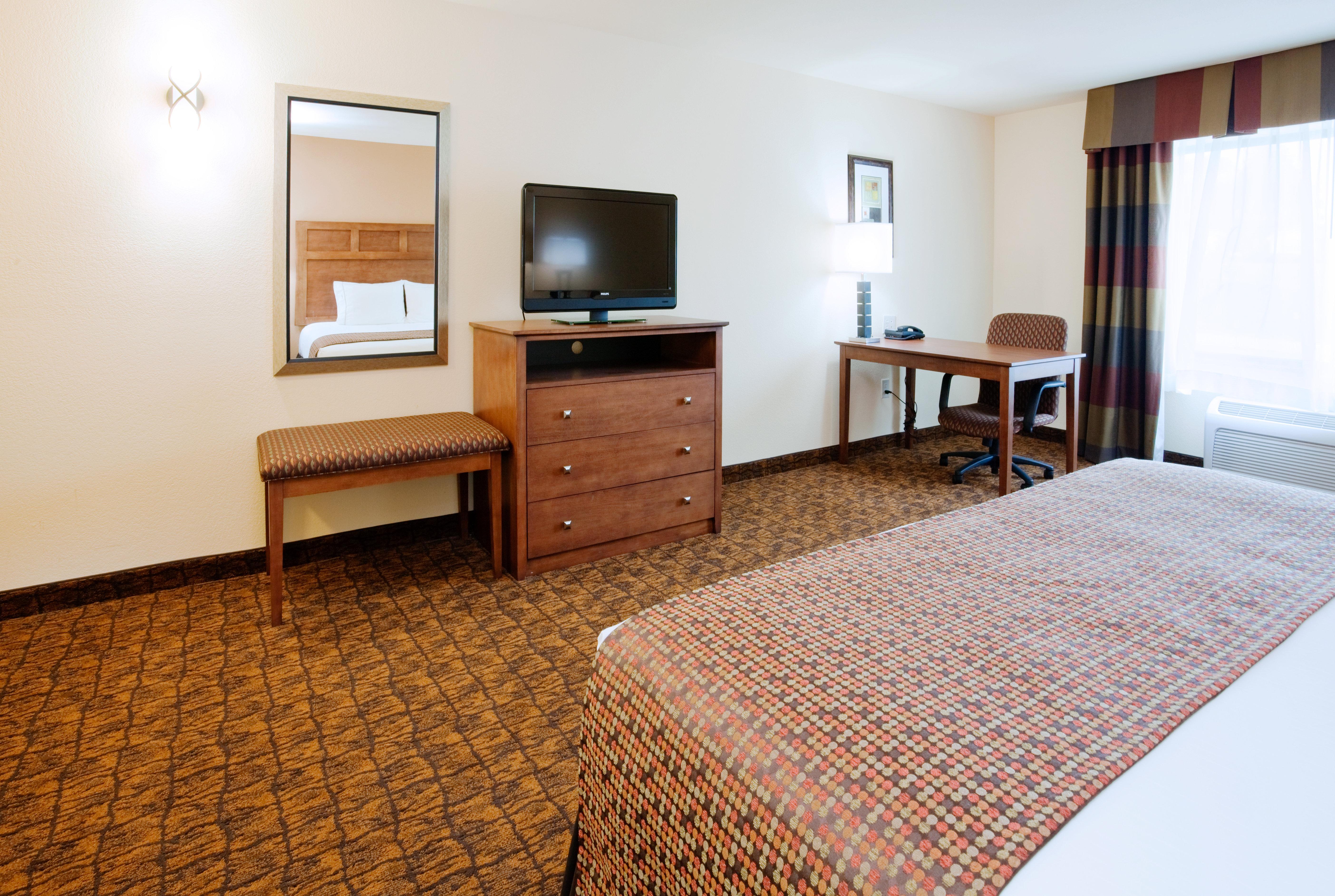 Holiday Inn Express Hotel & Suites Mount Airy By Ihg Номер фото