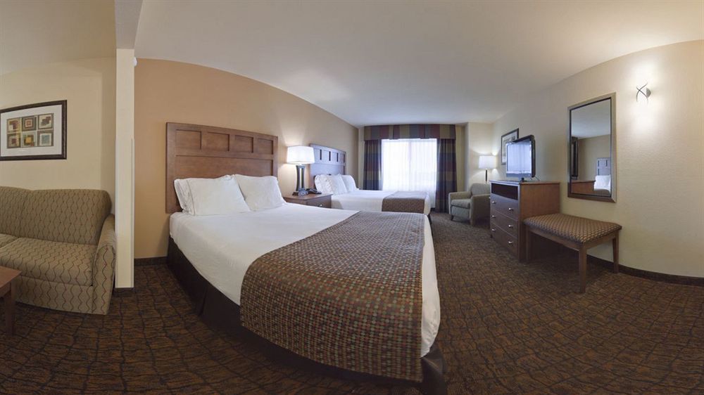 Holiday Inn Express Hotel & Suites Mount Airy By Ihg Экстерьер фото